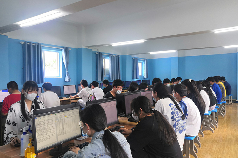 【教学常规】我校举行计算机技能操作比赛