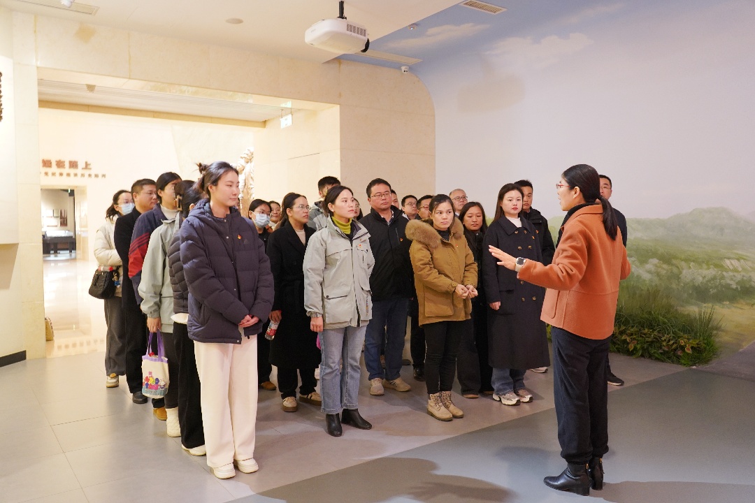 1765847594486910.jpg 4e71ba2a8339bf965580d1f385ab218.jpg