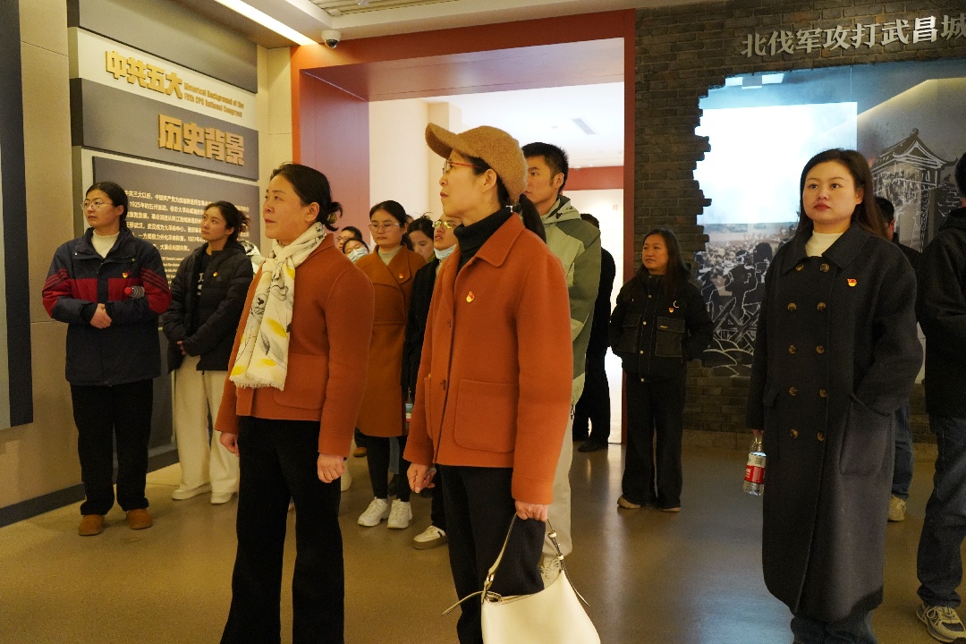 1765847806636092.jpg 7144ac6d24879a3de187149742b576a.jpg