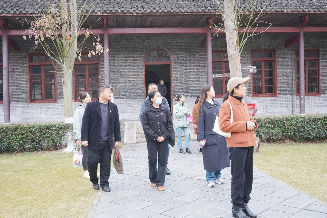 1765847858153220.jpg 0a057cbb46be617d83a0cd5a25c0ab7.jpg